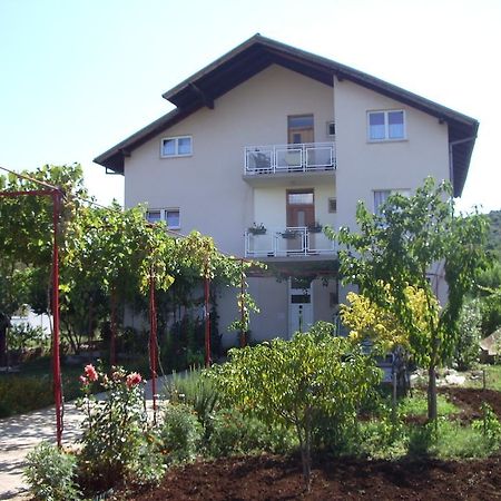 Apartment Dalmatien Raslina Luaran gambar