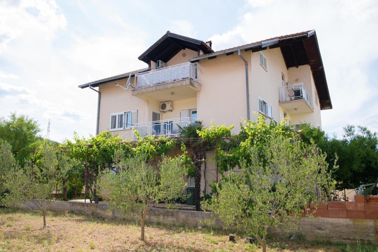 Apartment Dalmatien Raslina Luaran gambar