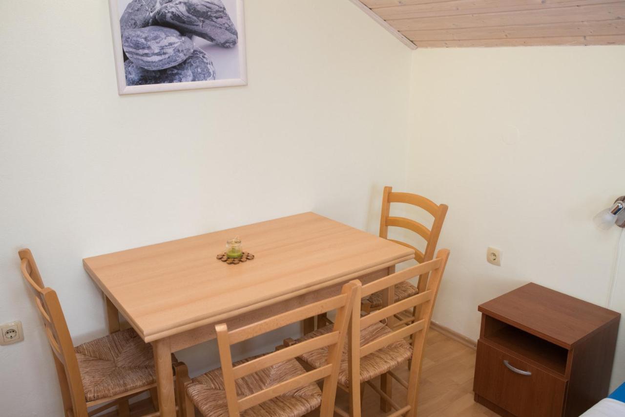 Apartment Dalmatien Raslina Luaran gambar