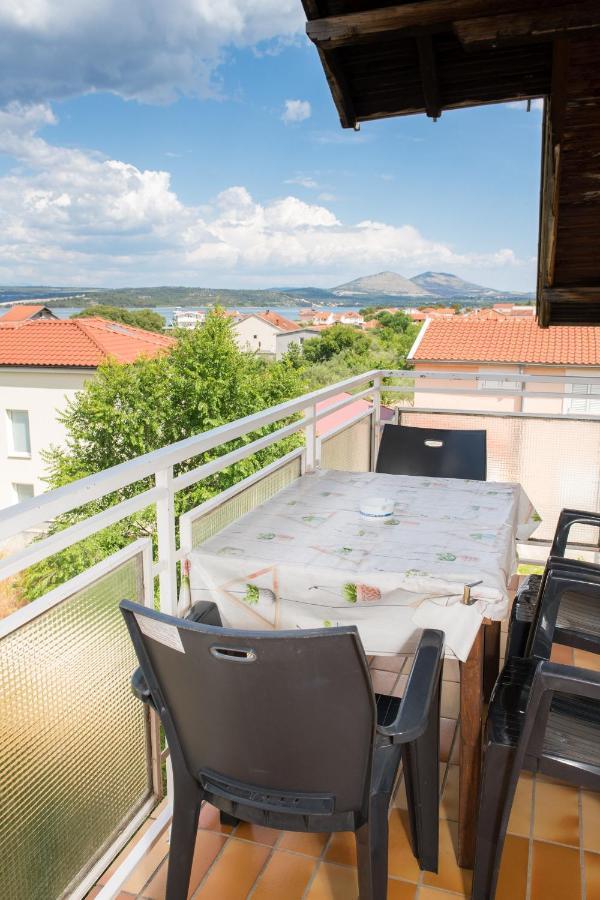 Apartment Dalmatien Raslina Luaran gambar