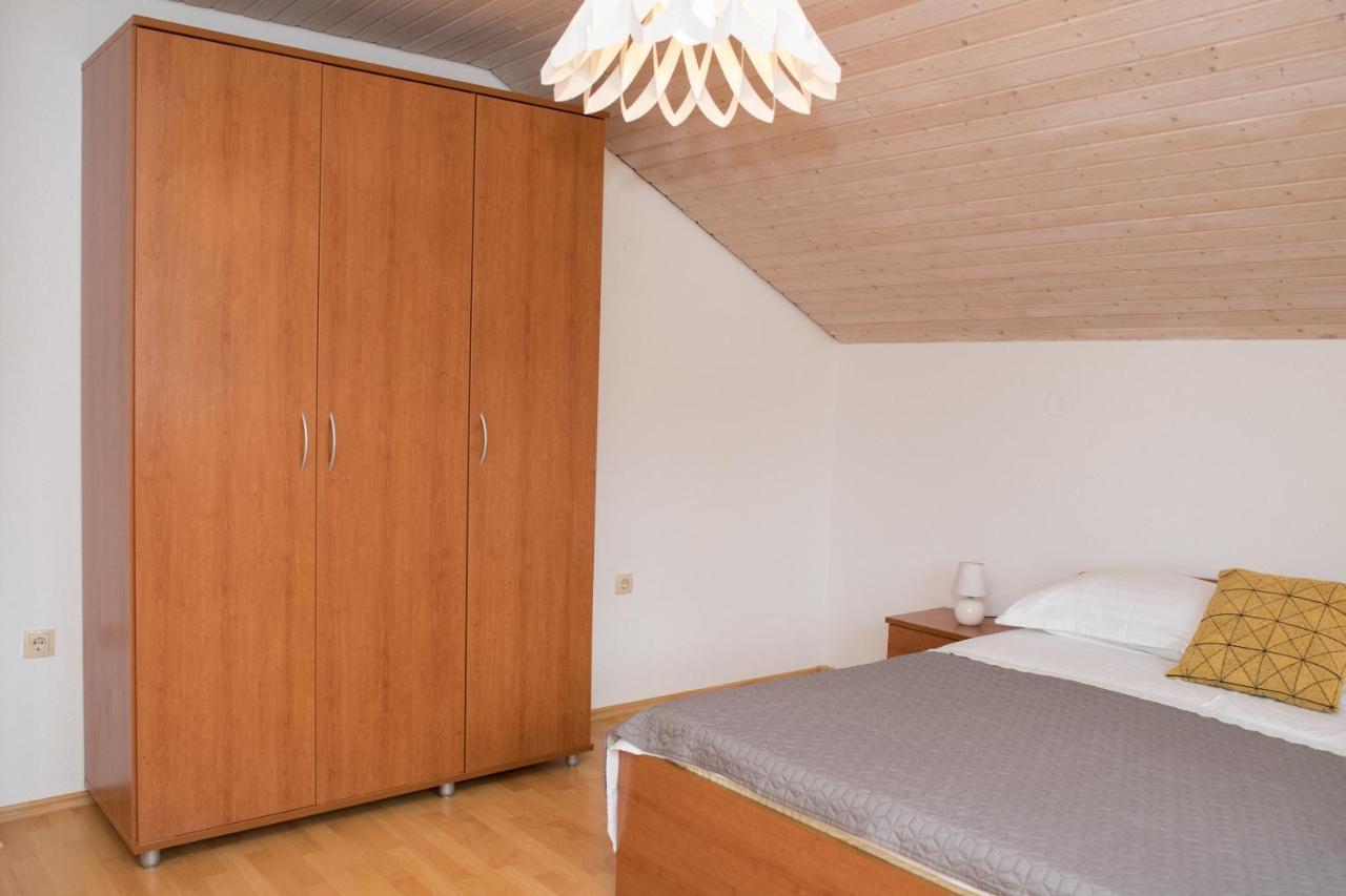 Apartment Dalmatien Raslina Luaran gambar