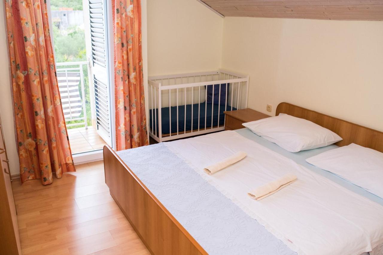 Apartment Dalmatien Raslina Luaran gambar