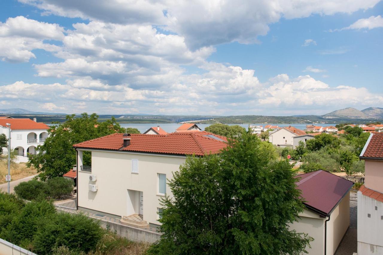 Apartment Dalmatien Raslina Luaran gambar
