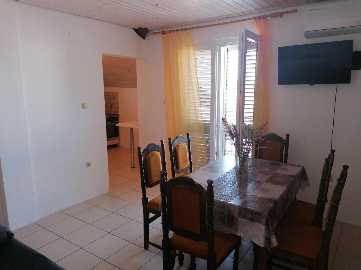 Apartment Dalmatien Raslina Luaran gambar