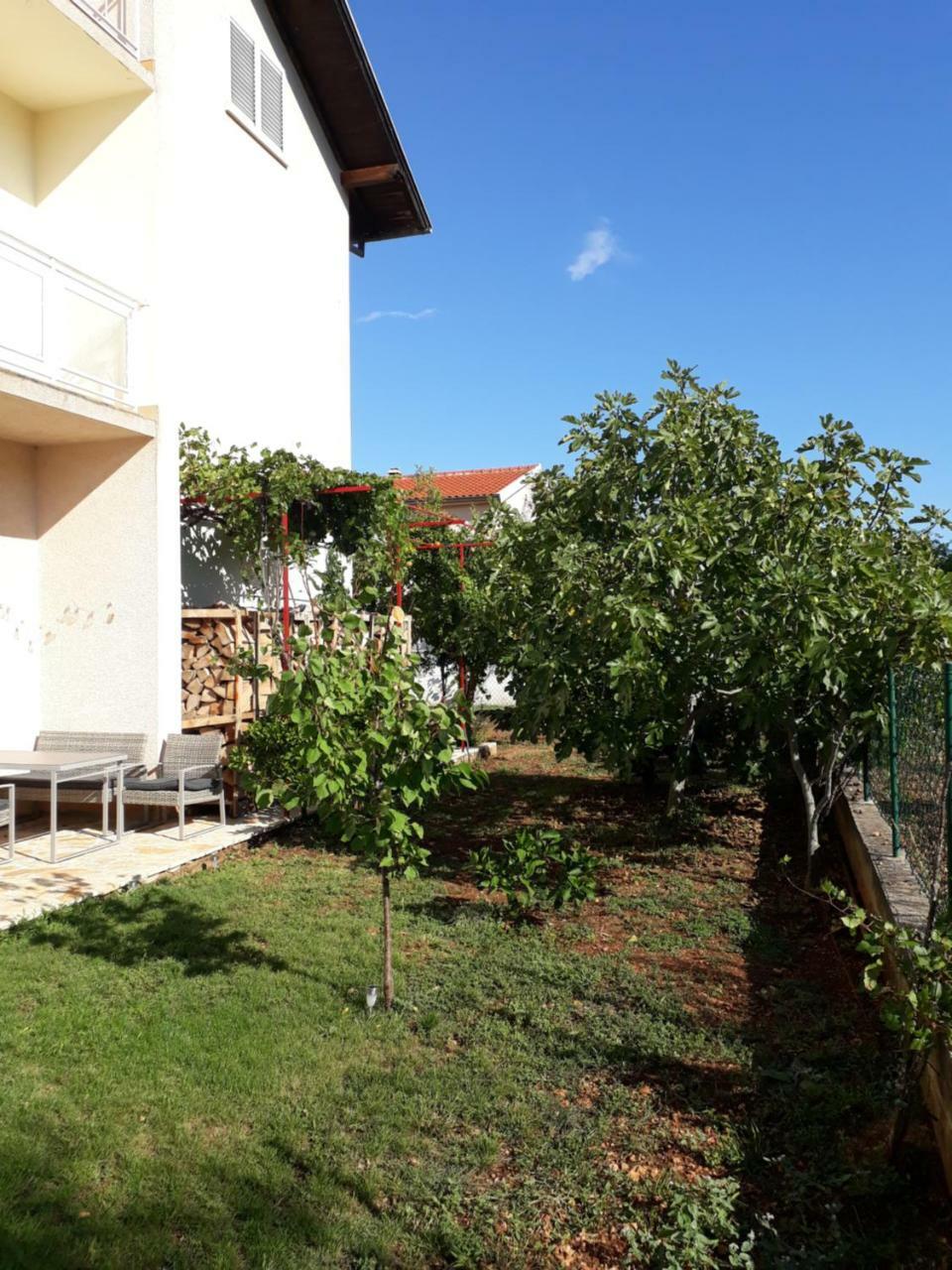Apartment Dalmatien Raslina Luaran gambar